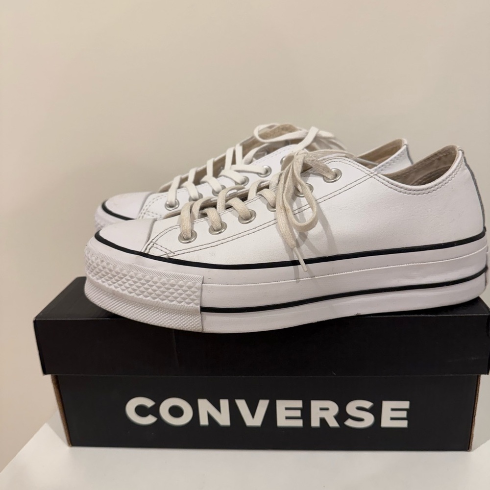 Chuck Taylor All Star Lift Platform Leather